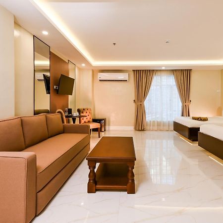 Monaco Hotel Taytay Kültér fotó