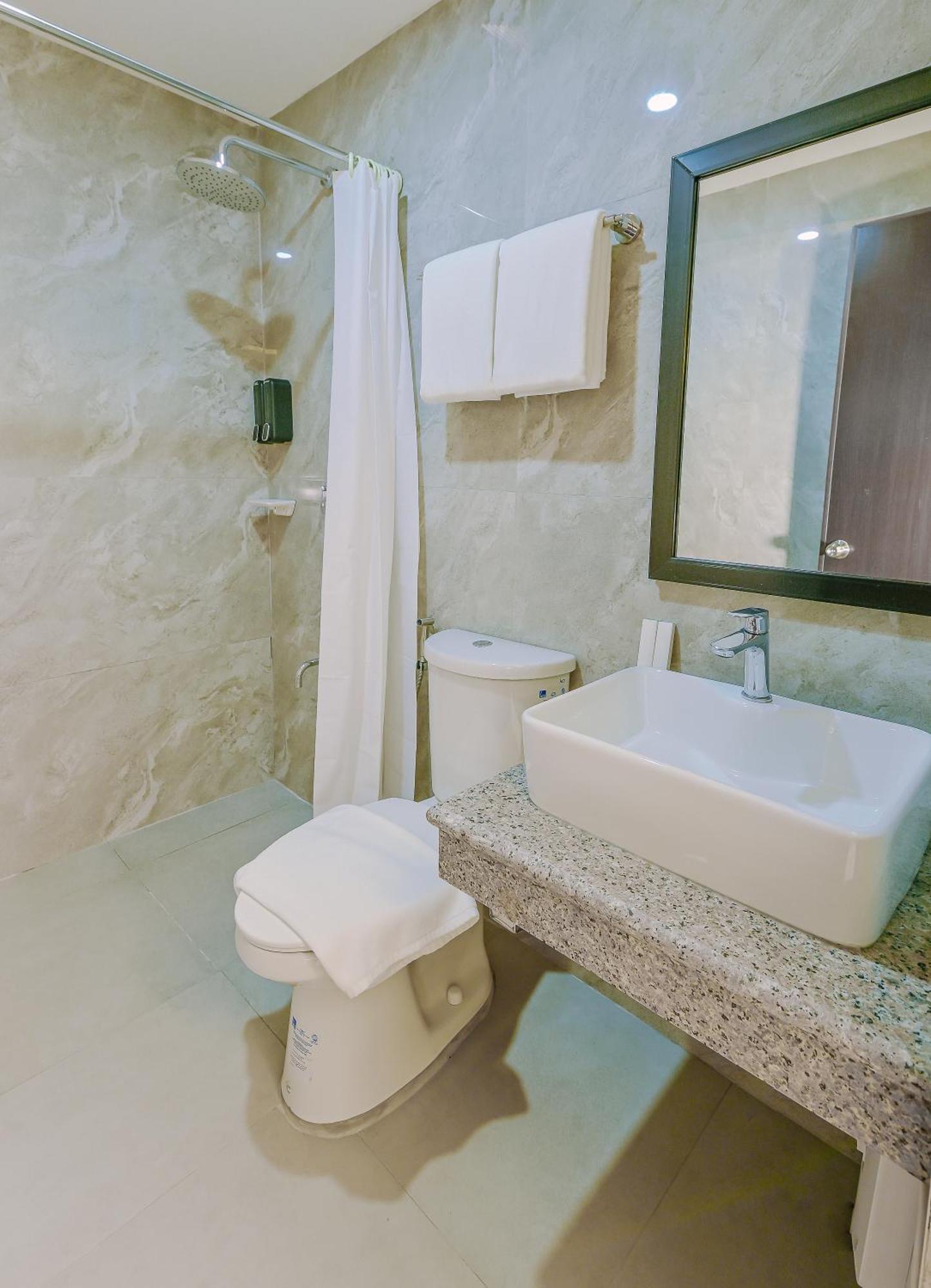 Monaco Hotel Taytay Kültér fotó